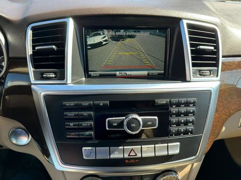 Used 2015 Mercedes-Benz ML 350 4MATIC image 22