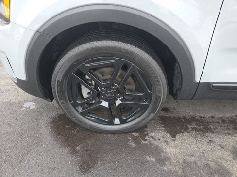 Used 2025 Kia Telluride SX Prestige X-Line image 16