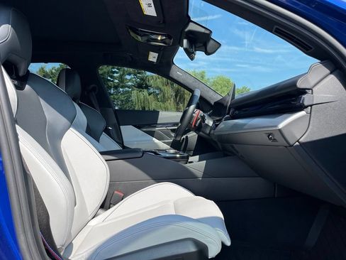 Used 2025 BMW M5 w/ Executive Package AWD/4WD image 27