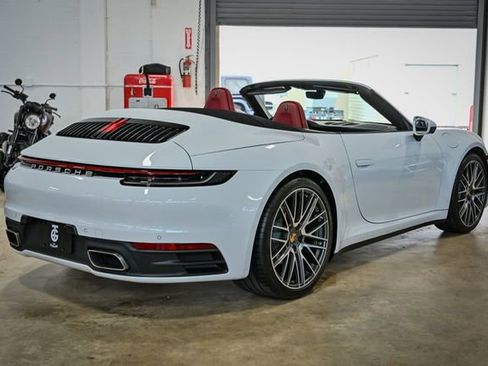 Used 2023 Porsche 911 Carrera image 15