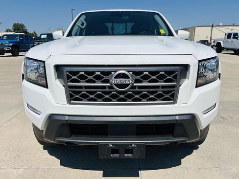 Used 2023 Nissan Frontier SV w/ SV Convenience Package AWD/4WD image 31