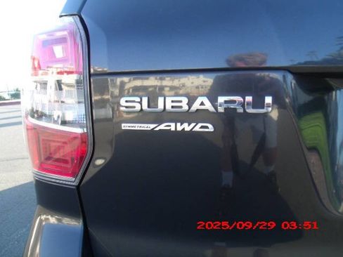 Used 2014 Subaru Forester 2.5i image 24