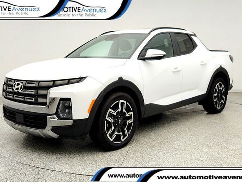 Used 2025 Hyundai Santa Cruz Limited AWD/4WD image 1