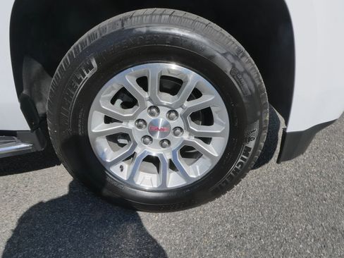 Used 2019 GMC Yukon XL SLT image 35