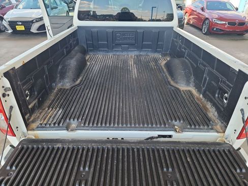 Used 2021 Nissan Frontier S image 35