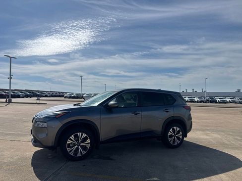 Certified 2023 Nissan Rogue SV FWD image 10
