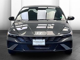 Used 2025 Hyundai Elantra Sport video 2