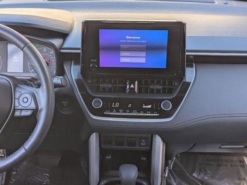 Used 2024 Toyota Corolla Cross SE w/ Moonroof Package image 14