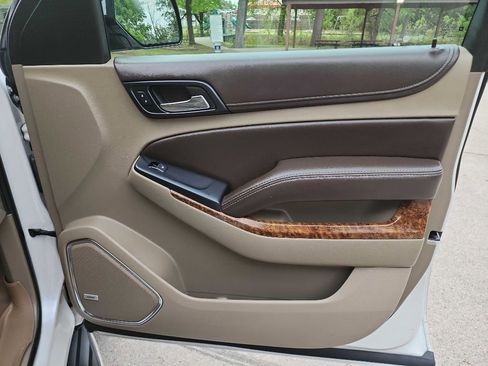 Used 2016 Chevrolet Tahoe LTZ image 39