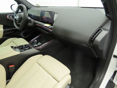 New 2026 BMW X3 xDrive30 image 18