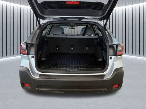 Certified 2025 Subaru Outback Premium image 10