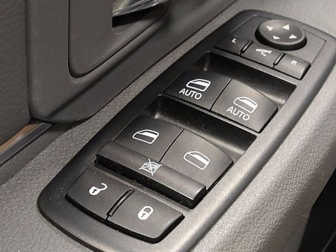 Used 2016 RAM 1500 Lone Star image 27