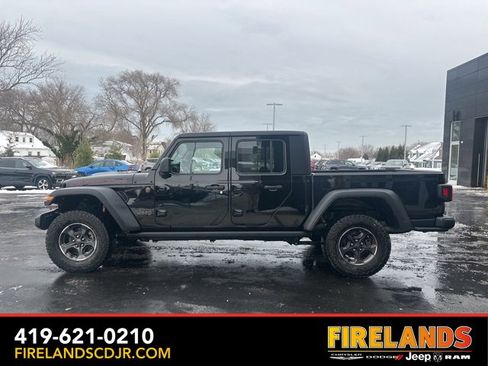 Used 2022 Jeep Gladiator Rubicon w/ Cold Weather Group image 5