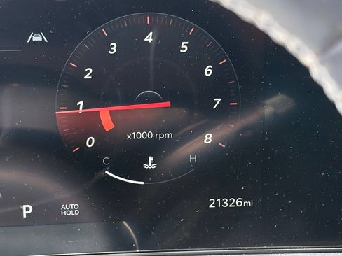 Used 2025 Kia Sorento SX AWD/4WD image 13