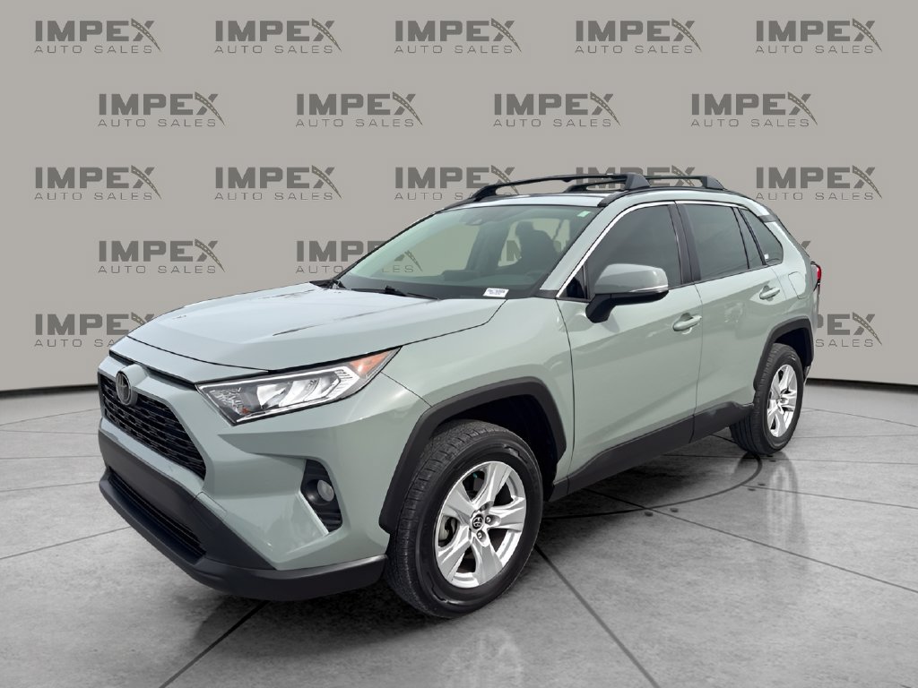 Used 2021 Toyota RAV4 XLE w/ Convenience Package AWD/4WD image 1