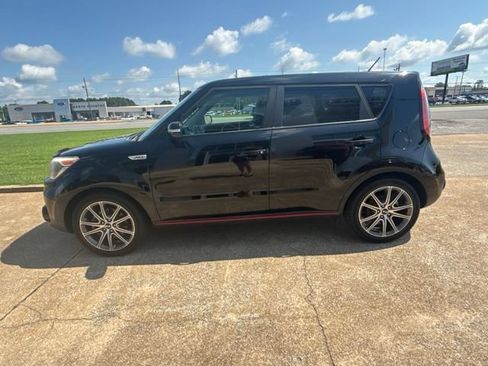 Used 2019 Kia Soul ! FWD image 5