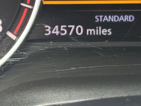 Used 2025 Nissan Rogue SV FWD image 42