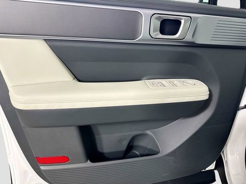 Used 2026 Hyundai Santa Fe SEL image 12