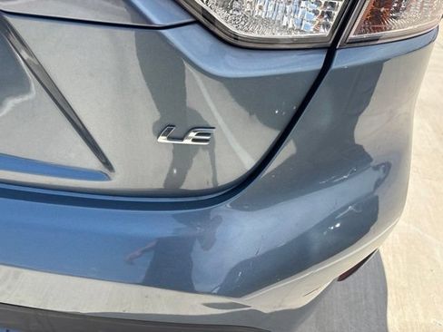 Used 2022 Toyota Corolla LE FWD image 4