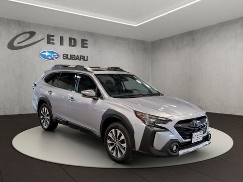 Used 2023 Subaru Outback Touring XT AWD/4WD image 1