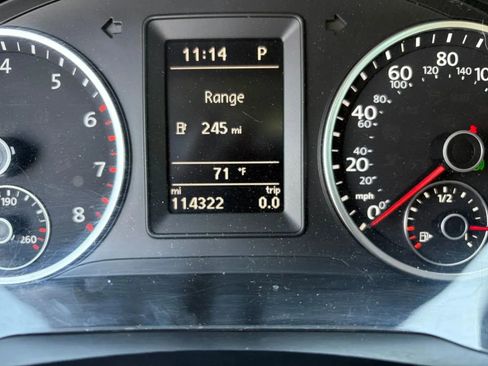 Used 2017 Volkswagen Tiguan SEL image 25