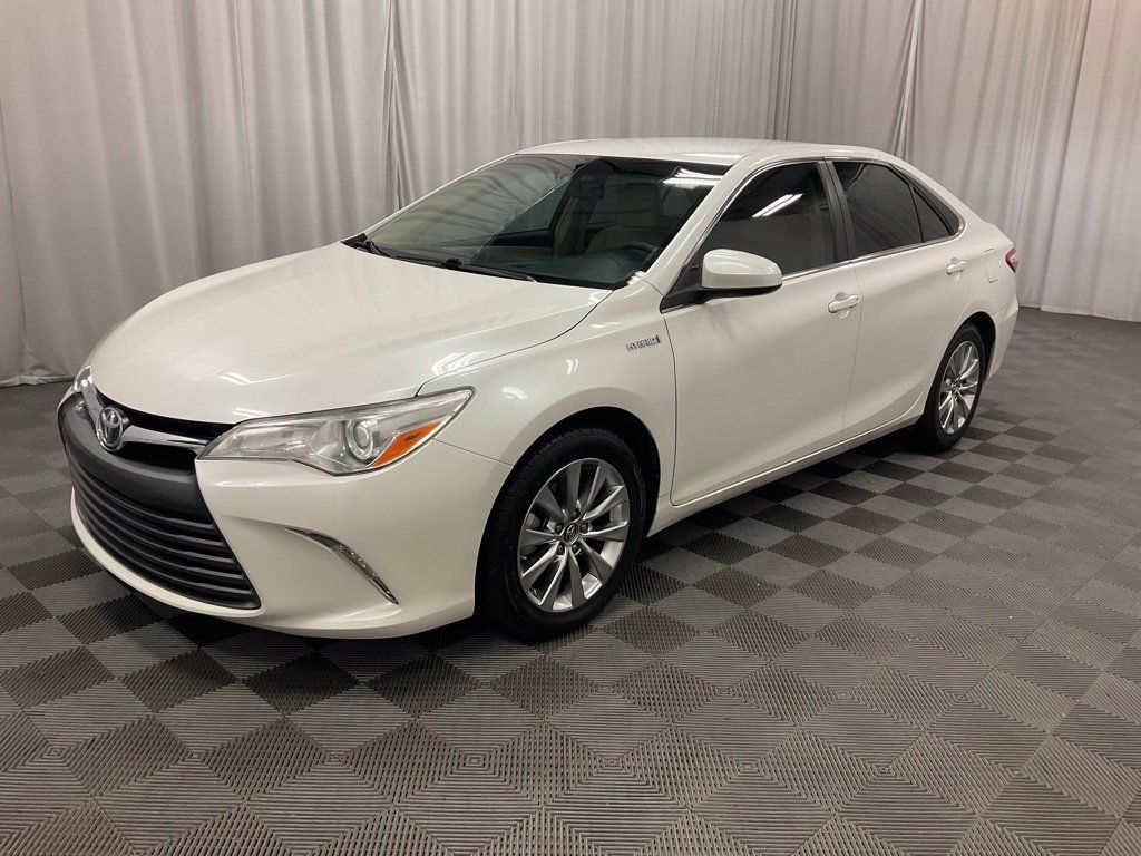 Used 2016 Toyota Camry XLE FWD image 10
