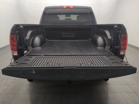 Used 2014 RAM 1500 Express RWD image 29