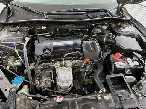 Used 2015 Honda Accord LX image 27