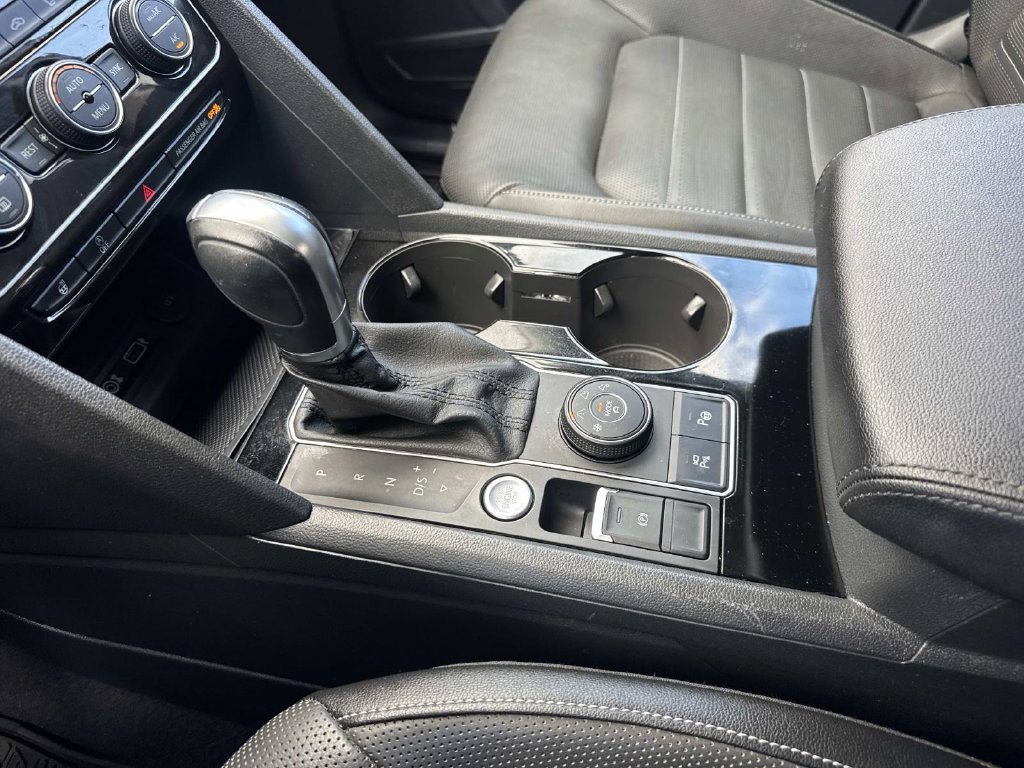Used 2019 Volkswagen Atlas SEL Premium AWD/4WD image 29
