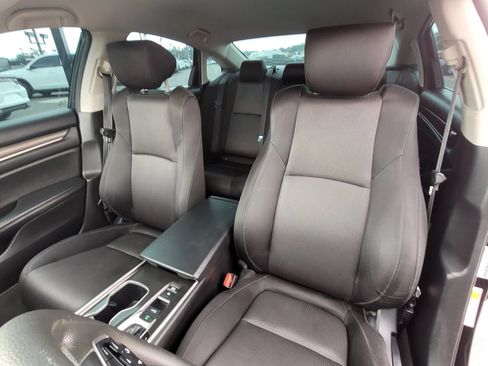 Used 2021 Honda Accord LX image 10