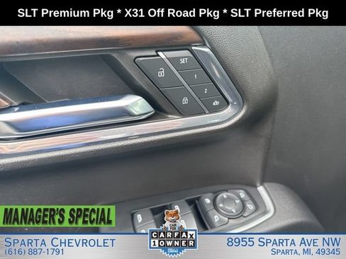 Used 2023 GMC Sierra 1500 SLT w/ SLT Premium Package AWD/4WD image 12