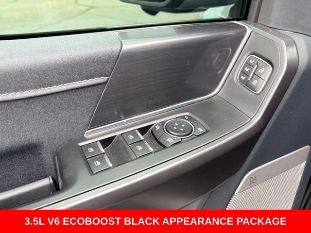 Used 2025 Ford F150 Lariat AWD/4WD image 21