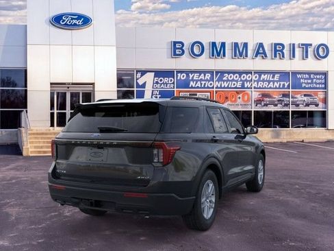 New 2026 Ford Explorer Active AWD/4WD image 8
