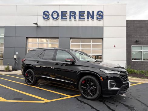 Used 2023 Chevrolet Traverse Premier w/ Redline Edition AWD/4WD image 1