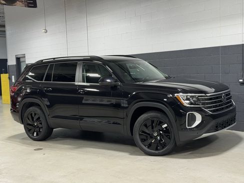 New 2026 Volkswagen Atlas SE image 5