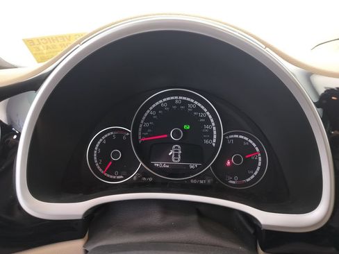 Used 2015 Volkswagen Beetle TDI FWD image 15