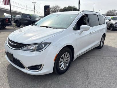 Used 2019 Chrysler Pacifica Touring-L