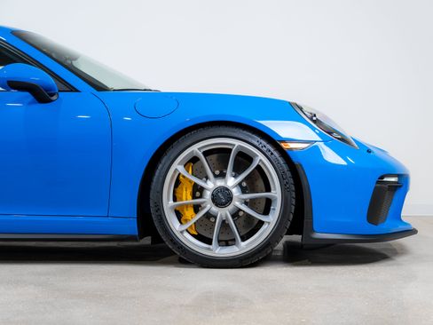 Used 2018 Porsche 911 GT3 RWD image 38