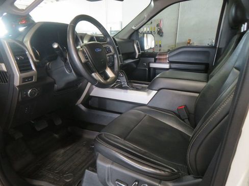 Used 2017 Ford F150 Lariat w/ Equipment Group 502A Luxury image 21