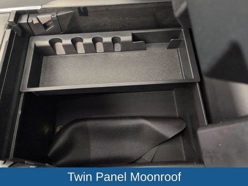 Certified 2022 Ford F150 XLT w/ Equipment Group 302A High image 47