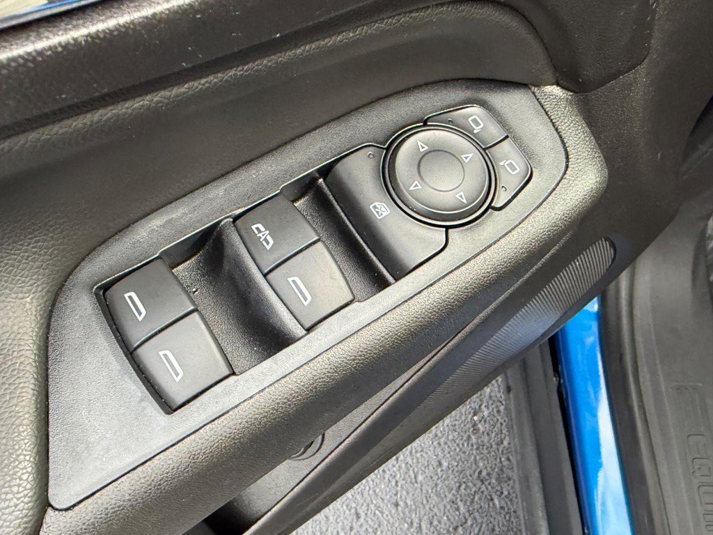 Used 2019 Chevrolet Equinox LT FWD image 15
