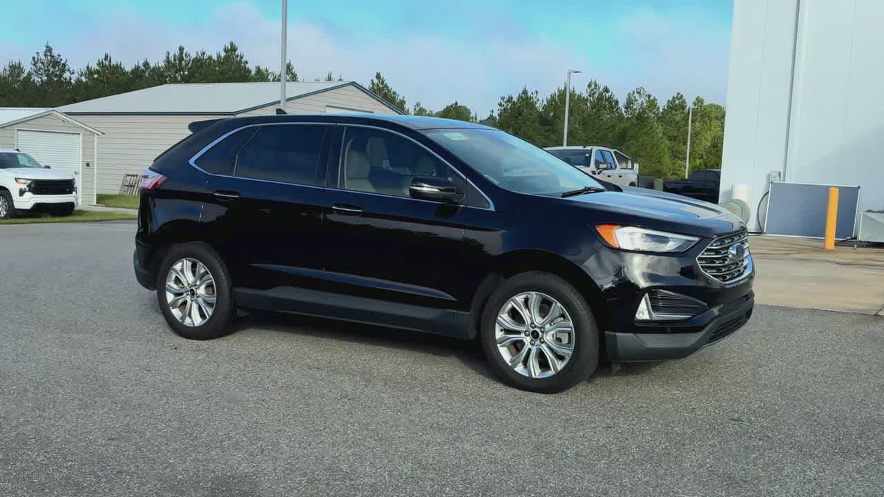 Used 2023 Ford Edge Titanium w/ Cargo Accessory Package AWD/4WD image 2