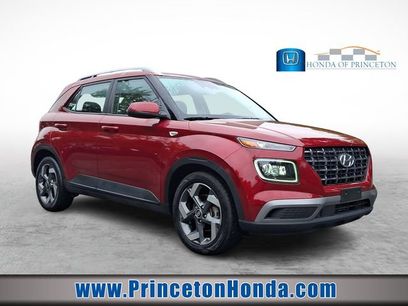 Used 2024 Hyundai Venue Limited