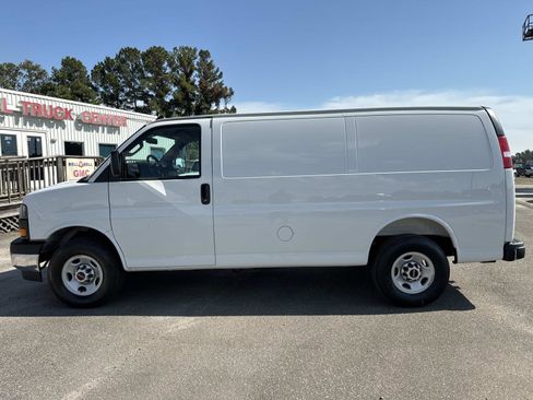 New 2025 GMC Savana 2500 w/ Driver Convenience Package image 6