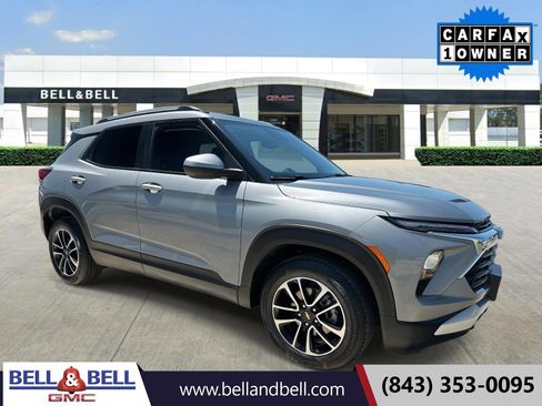 Used 2025 Chevrolet TrailBlazer LT image 1