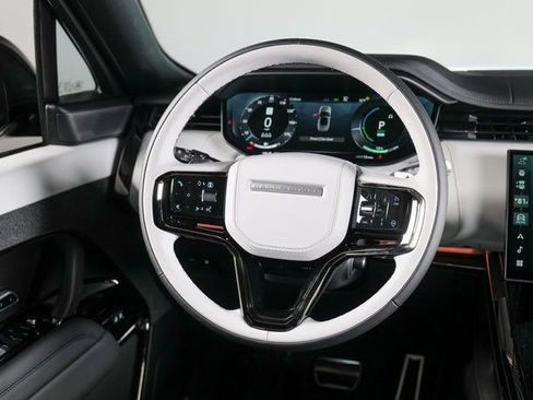 New 2026 Land Rover Range Rover Sport Dynamic SE image 13