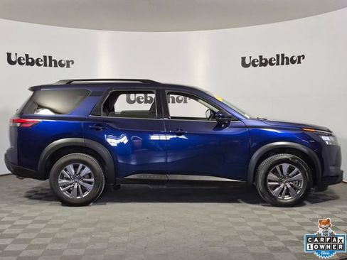 Used 2025 Nissan Pathfinder SV AWD/4WD image 8