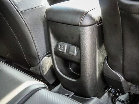 Used 2022 GMC Canyon AT4 AWD/4WD image 45