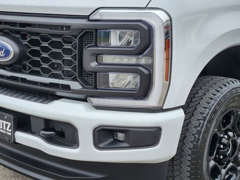Used 2024 Ford F250 XL w/ STX Appearance Package image 9