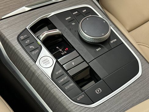 Certified 2026 BMW 330i Sedan RWD image 25